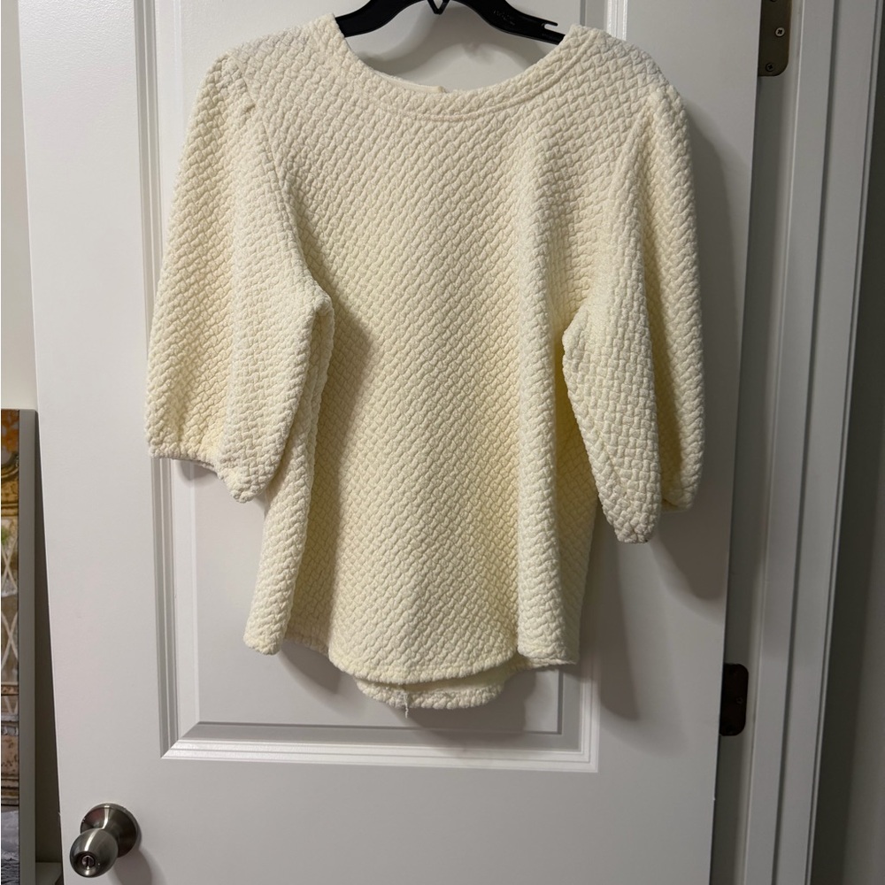 Cream Textured Puff-Sleeve Women's Sweater
